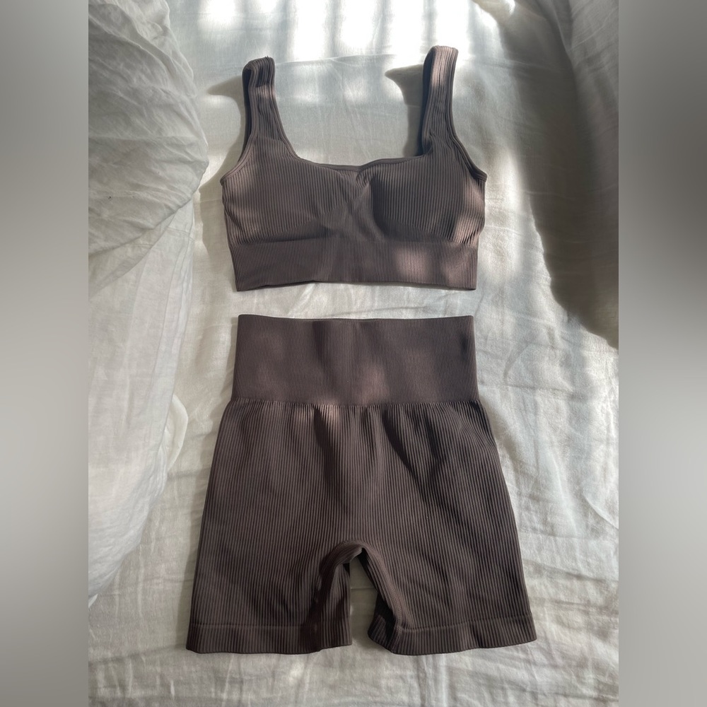 Amazon OQQ 2 Piece Seamless Ribbed Set Small